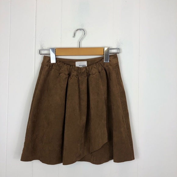 Wilfred Free Nescher Faux Suede Skirt Sz XS - Picture 3 of 12